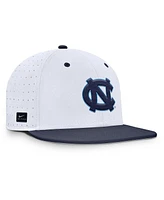 Nike Men's White North Carolina Tar Heels On-Field Dugout True Performance Fitted Hat