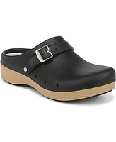 Dr. Scholl's Women's Feel Chill Round Toe Recovery Clogs