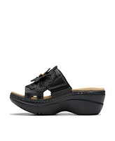 Clarks Collection Women's Merliah2 Belle Wedge Sandals