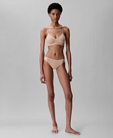 Calvin Klein Women's Invisibles Gel Wire Lightly Lined Bralette QF7142