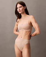 Calvin Klein Women's Form to Body Lightly Lined Bandeau Bra QF7783