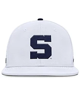 Nike Men's White Penn State Nittany Lions On-Field Dugout True Performance Fitted Hat