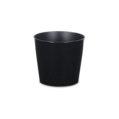 Sturdy Round Plastic Flower Pot for Indoor and Outdoor Spaces