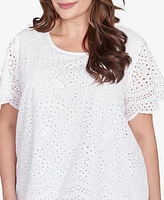 Alfred Dunner Plus Crystal Springs Eyelet Crew Neck Top