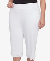Alfred Dunner Plus Crystal Springs Eyelet Cuff Capri Pants