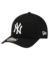 New Era Men's Black New York Yankees Player Replica 9FORTY Adjustable Hat