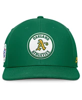 Nike Men's Green Athletics Pro Performance Snapback Hat