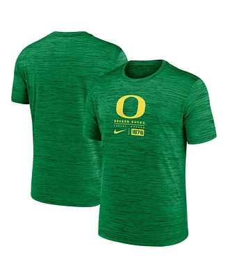 Nike Men's Green Oregon Ducks Campus Center Block Velocity Performance T-Shirt