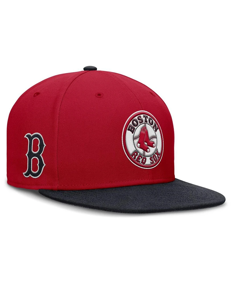 Nike Men's Red Boston Sox True Performance Fitted Hat