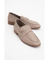 Splice Leather Flat Loafers (Women)