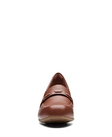 Clarks Women's Juliet Bay Slip-On Loafer Flats
