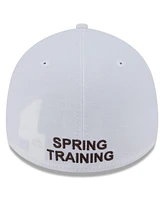 New Era Men's White/Dark Brown San Diego Padres 2025 Spring Training Landscape 39THIRTY Flex Hat