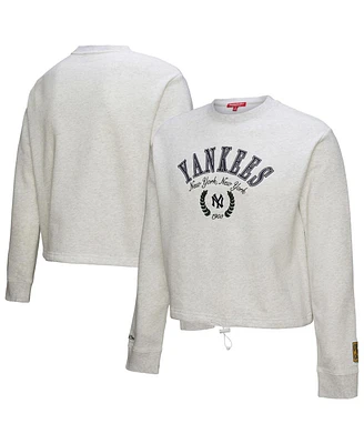 Mitchell & Ness Women's Heather Gray New York Yankees Cropped Toggle Pullover Sweatshirt