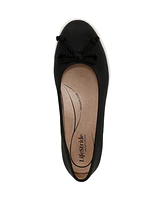 LifeStride Women's Maura Round Toe Ballerina Flats