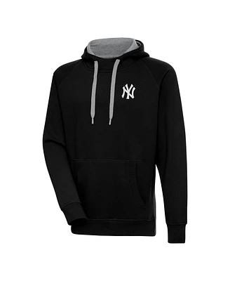 Antigua Men's Black New York Yankees Metallic Victory Pullover Hoodie