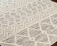 Livabliss Hygge Hyg- 10'x14' Area Rug