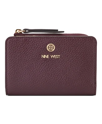 Nine West Lockup 9S Zip Around Card Case