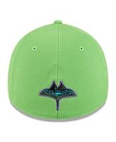 New Era Men's Neon Green Tampa Bay Rays City Connect Batting Practice 39THIRTY Flex Hat
