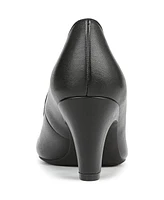LifeStride Women's Parigi-Plus Dress Pumps