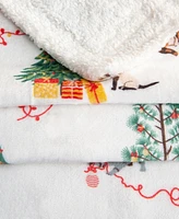 Linery & Co. Velvet Plush Fleece Reversible Sherpa Holiday Printed Throw