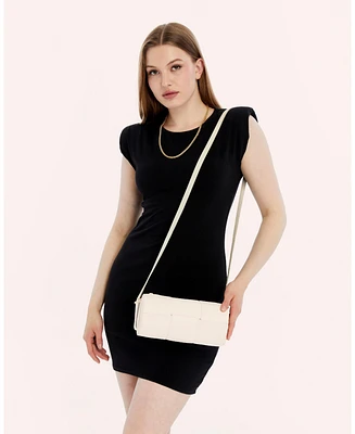 Women's Woven Leather Barrel Bag