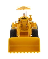 Diecast Masters 1/50 Cat 966A Wheel Loader