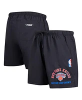 Pro Standard Men's Black New York Knicks Area Code Shorts