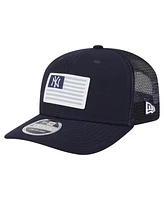 New Era Men's Navy New York Yankees Flag 9SEVENTY Stretch-Snap Hat