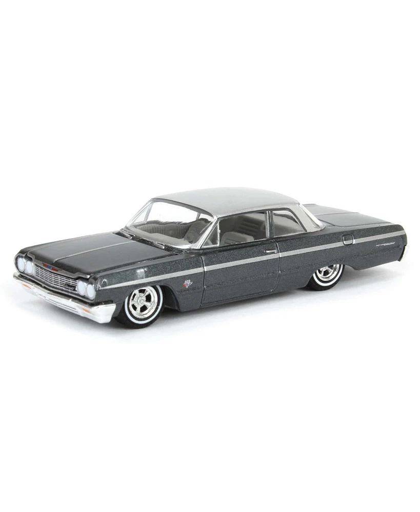 1/64 1964 Chevrolet Bel Air Gray & Silver California Lowriders