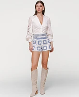 Avec Les Filles Women's Crochet-Front Denim Cutoff Shorts