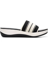 Clarks Cloudsteppers Women's Arla Hollis Slip-On Flat Sandals