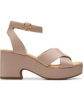 Clarks Collection Women's Nerisa Wedge Sandals