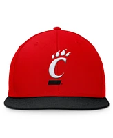 Top of the World Big Boys and Girls Red Cincinnati Bearcats Victory Maverick Snapback Hat