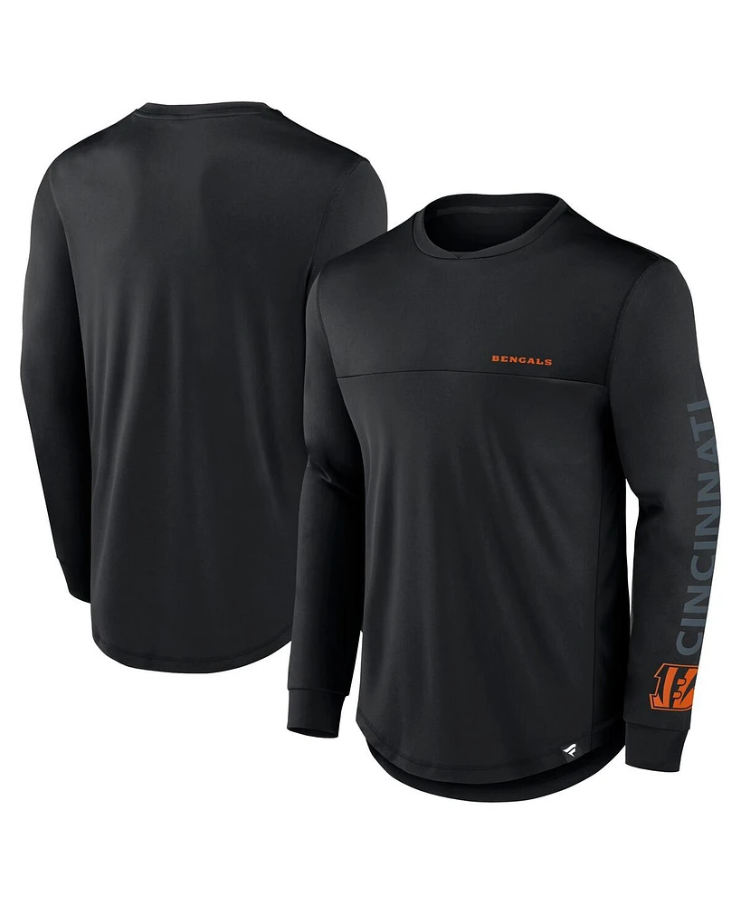 Fanatics Men's Black Cincinnati Bengals Blackout Long Sleeve T-Shirt