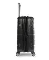 Perry Ellis Tanner 21" Spinner Luggage