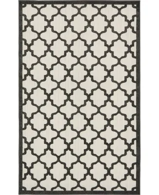 Bayshore Home Outdoor Pashio Pas3 5' x 8' Area Rug