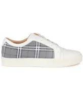 Journee Collection Women's Taschi Sneakers