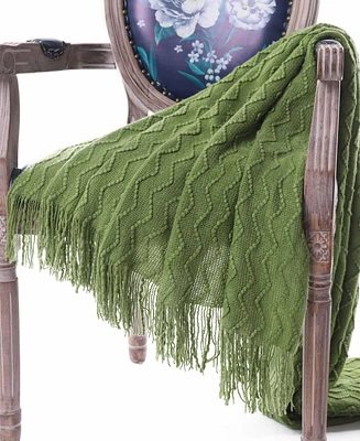 Solid Soft Zigzag Lightweight Throw, 60" x 50"