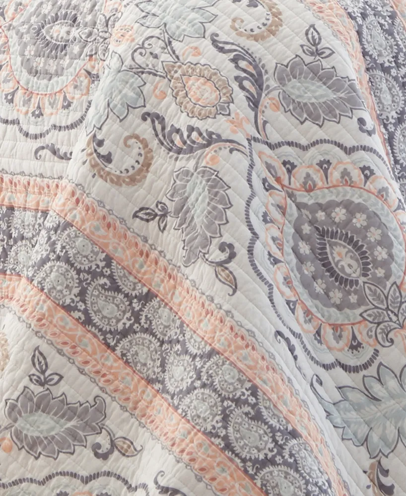 Levtex Darcy Paisley Damask Reversible -Pc. Quilt Set
