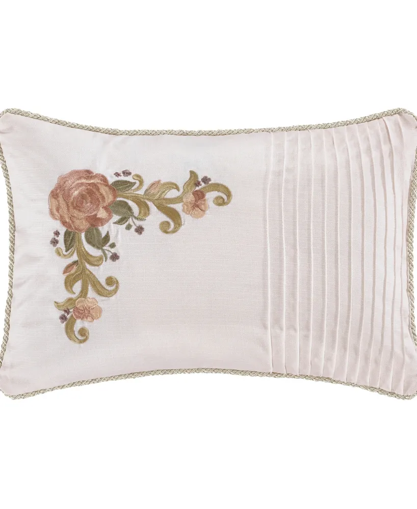 Royal Court Chardonnay Decorative Pillow, 13" x 19"