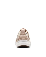 Clarks Women's Collection Teagan Step Sneakers