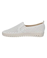 Easy Street Women's Fresh Slip On Sneakers