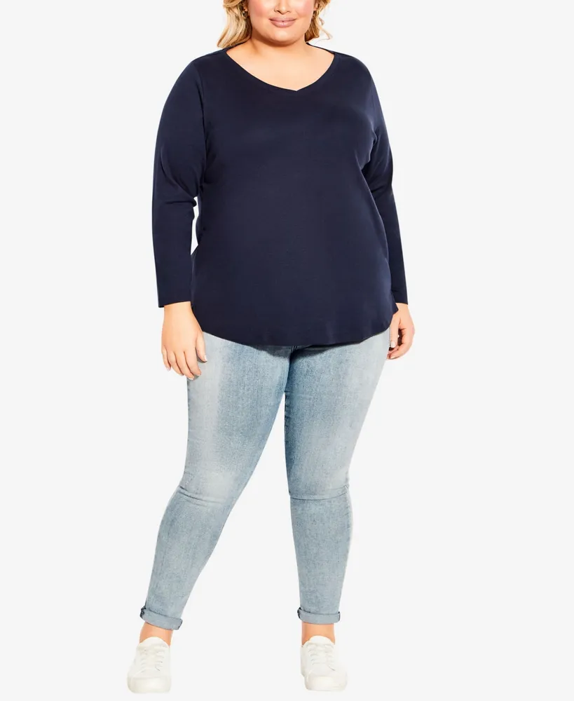 Plus Size V-Neck Essential Long Sleeve T-shirt