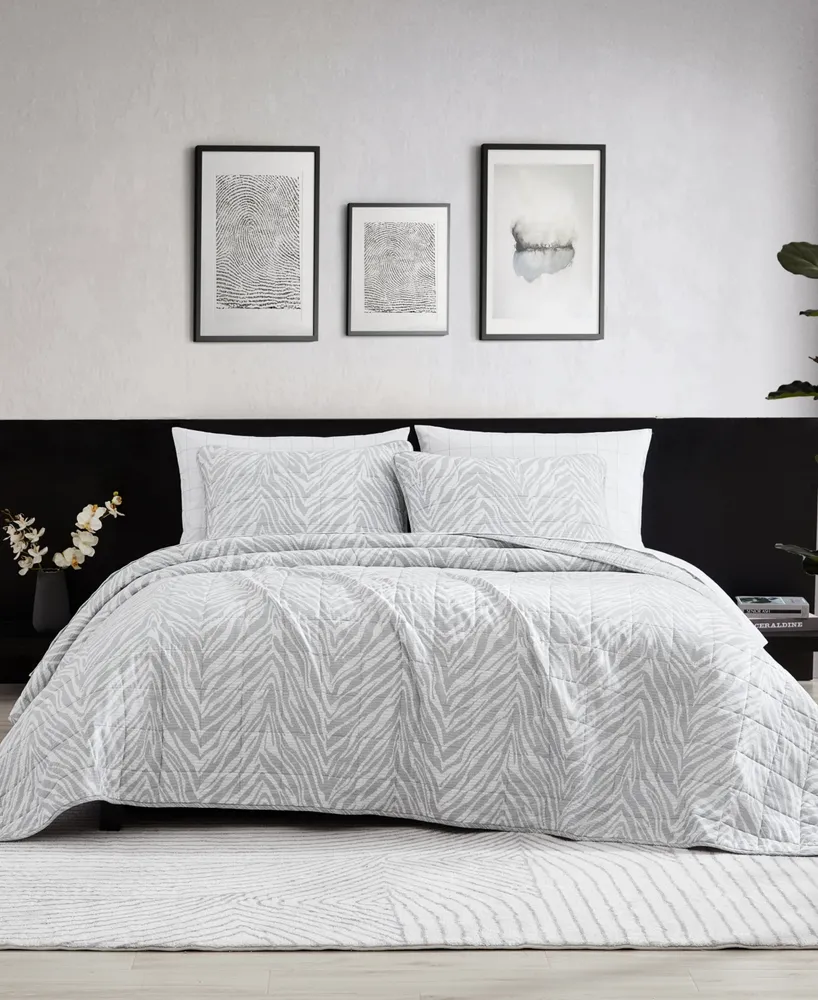 Closeout! Kenneth Cole New York Urban Zebra 3 Piece Full/Queen Quilt Set