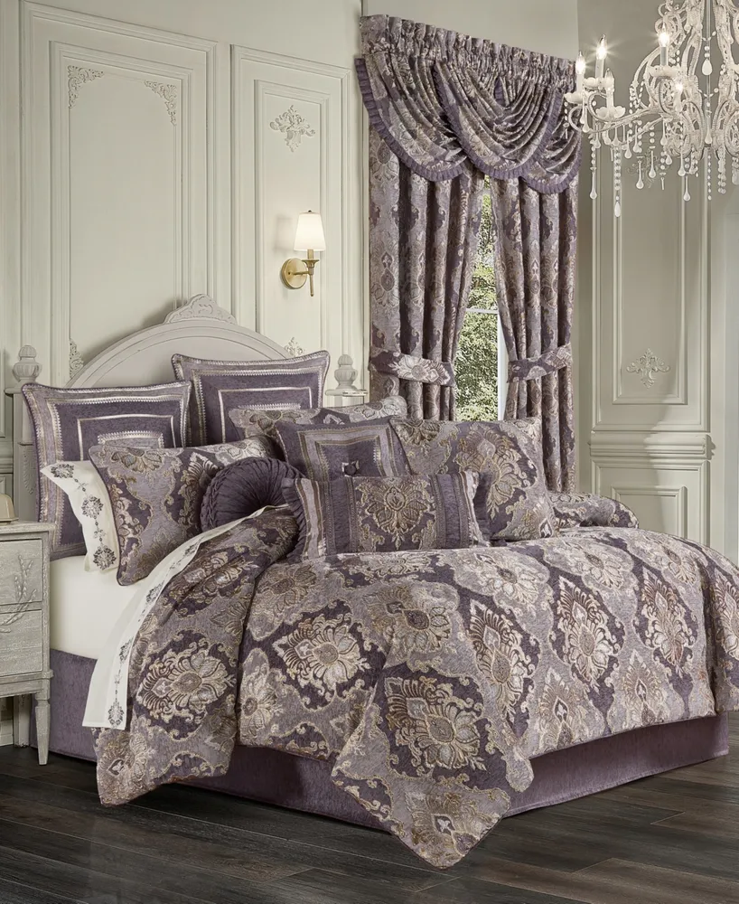 J. Queen New York Trinity Damask Comforter Set