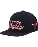 Men's Mitchell & Ness Black Chicago Bulls Hardwood Classics Script 2.0 Snapback Hat