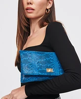 Urban Expressions Women's Rykard Snake Clutch