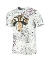 Men's White New York Knicks Gold Foil Splatter Print T-shirt