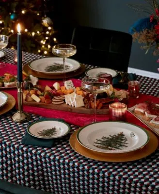 Spode Christmas Tree Dinnerware Collection