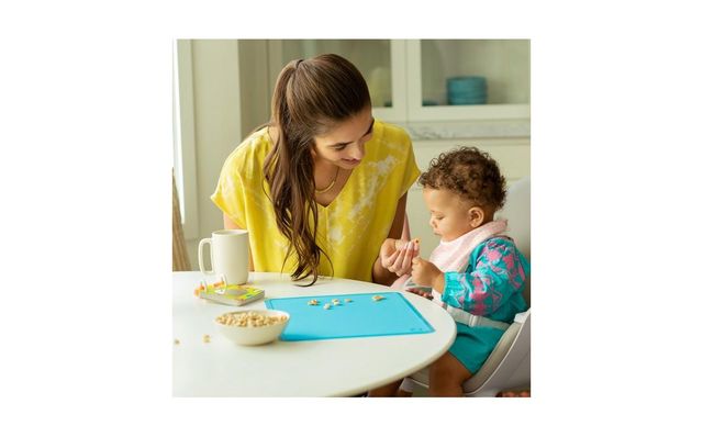 Munchkin Spotless Silicone Placemats, Bpa-Free, Blue/Purple, 2 Count - Assorted Pre